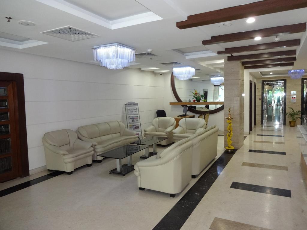 La Hospin Hotel Rajahmundry Room photo